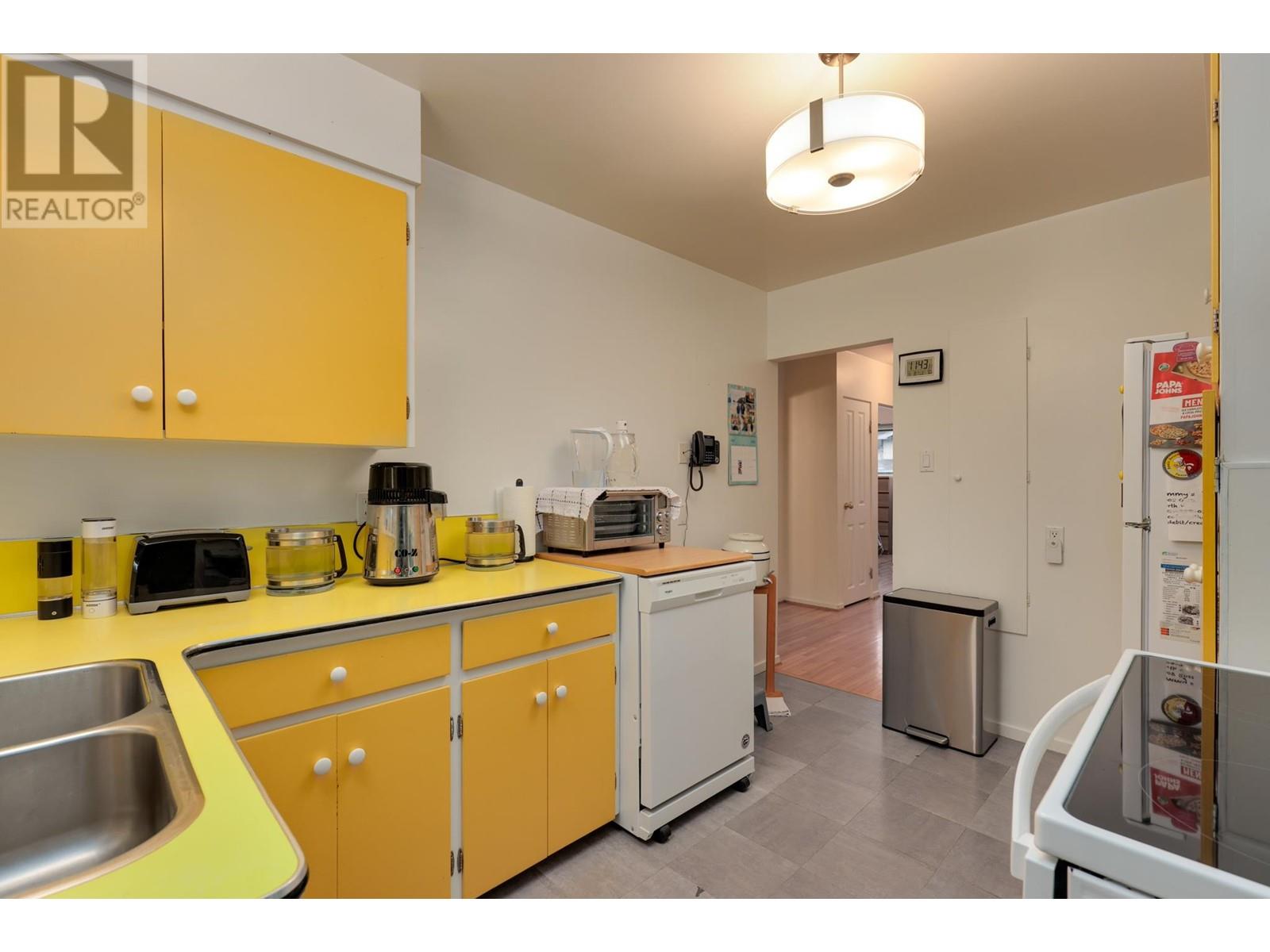1621 Draycott Road, North Vancouver, British Columbia  V7J 1W3 - Photo 7 - R2988967