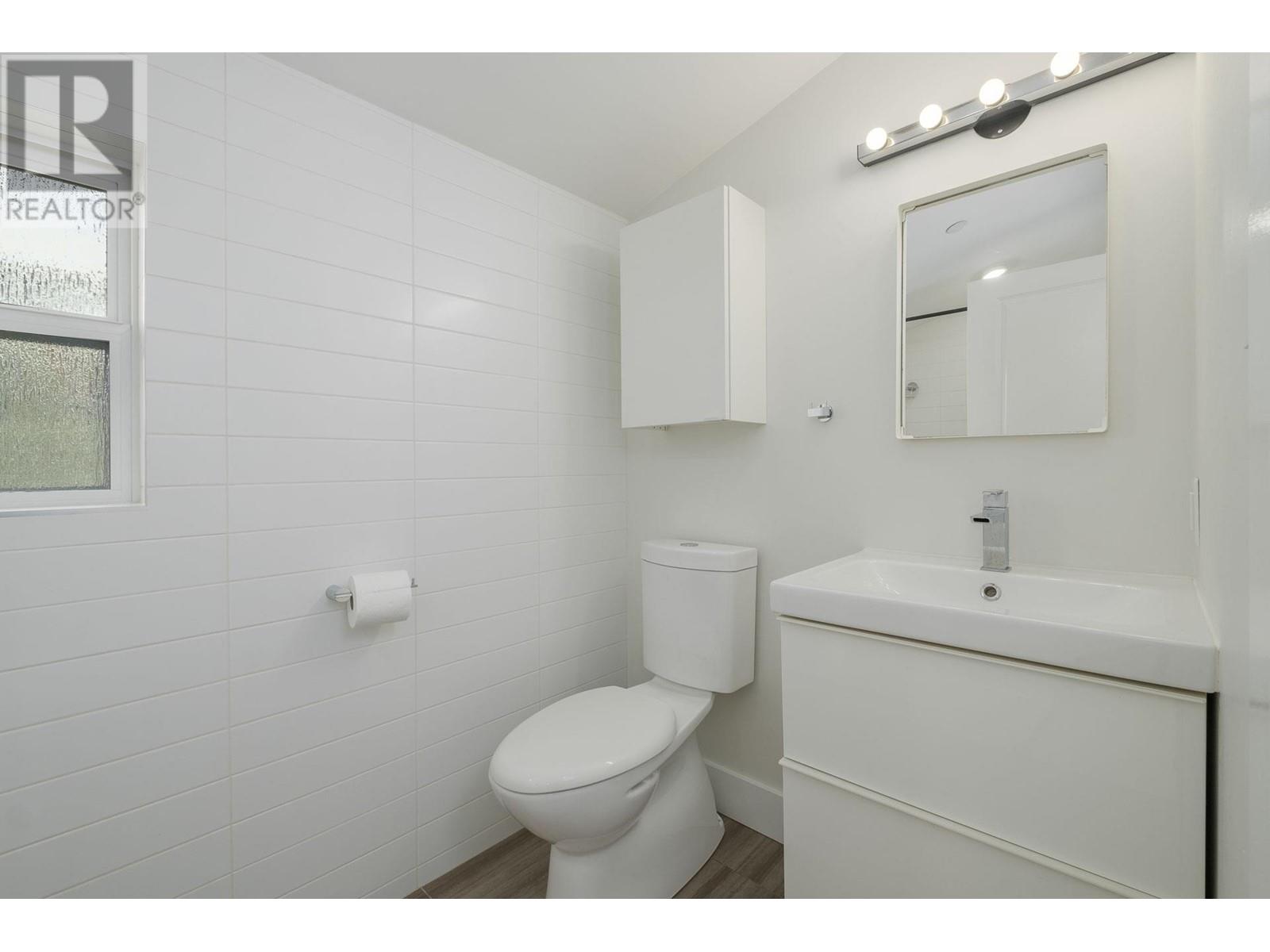 3217 Matapan Crescent, Vancouver, British Columbia  V5M 4A9 - Photo 13 - R2988972