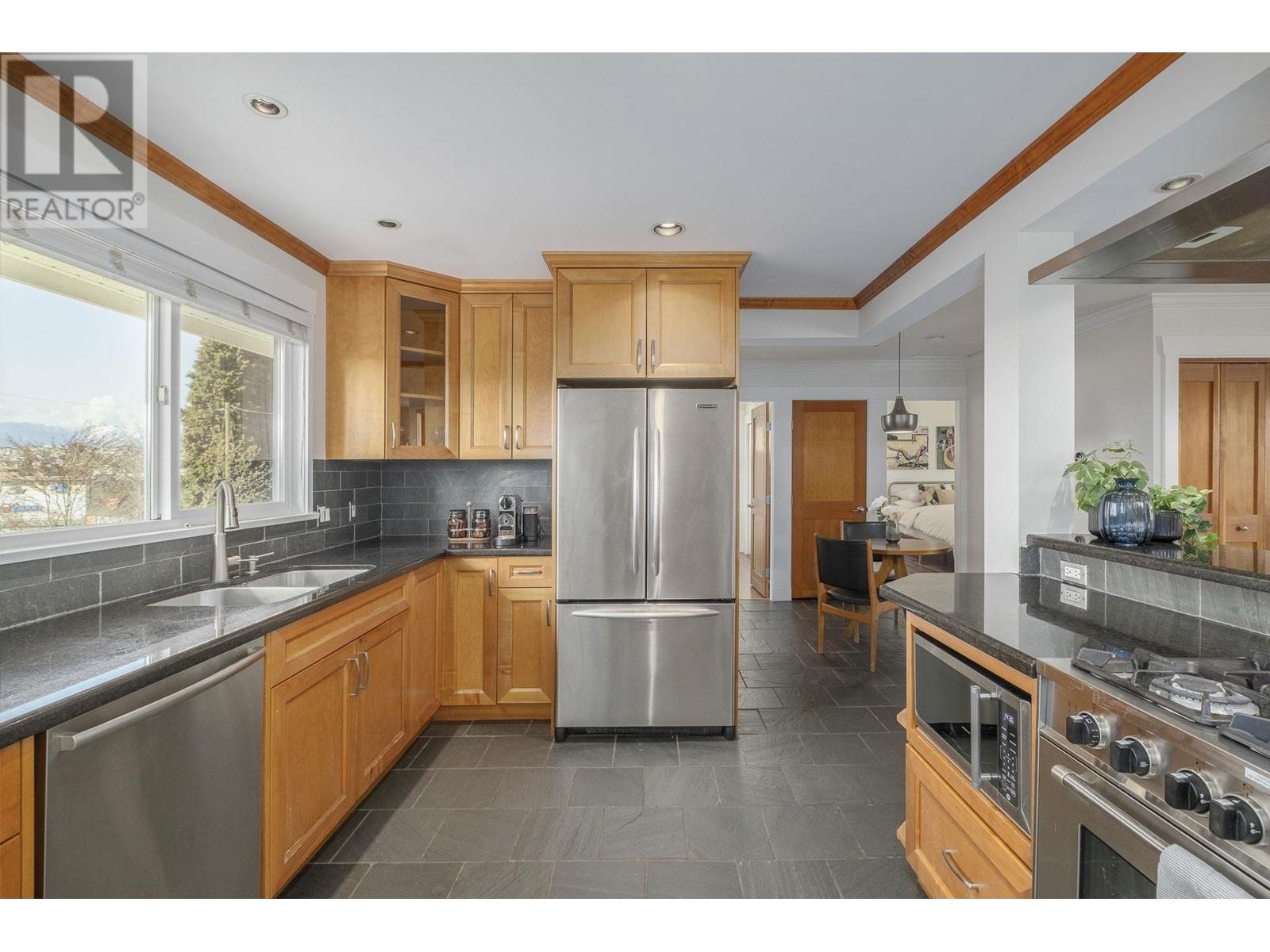 3217 Matapan Crescent, Vancouver, British Columbia  V5M 4A9 - Photo 21 - R2988972