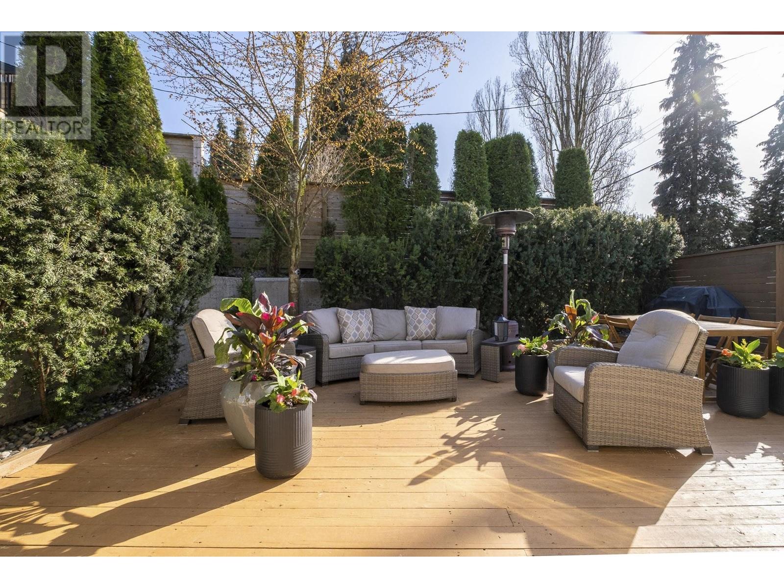 3217 Matapan Crescent, Vancouver, British Columbia  V5M 4A9 - Photo 3 - R2988972
