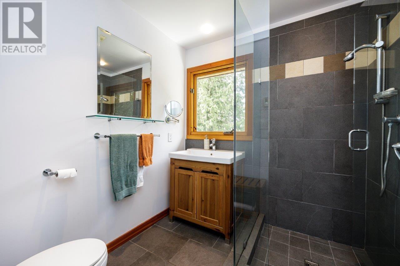 4193 Norwood Avenue, North Vancouver, British Columbia  V7N 3R4 - Photo 16 - R2989000