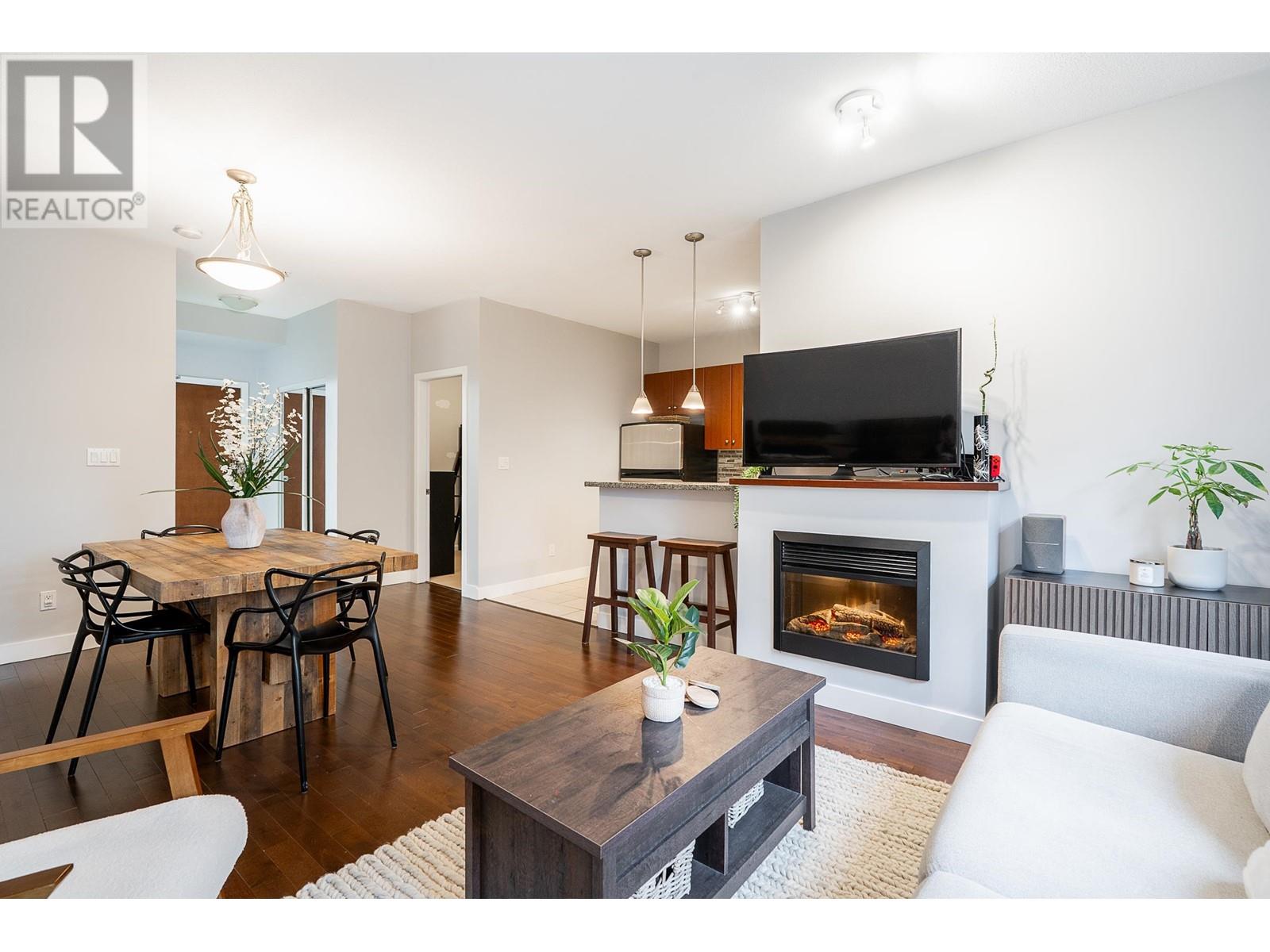 305 200 Capilano Road, Port Moody, British Columbia  V3H 5N1 - Photo 9 - R2988607