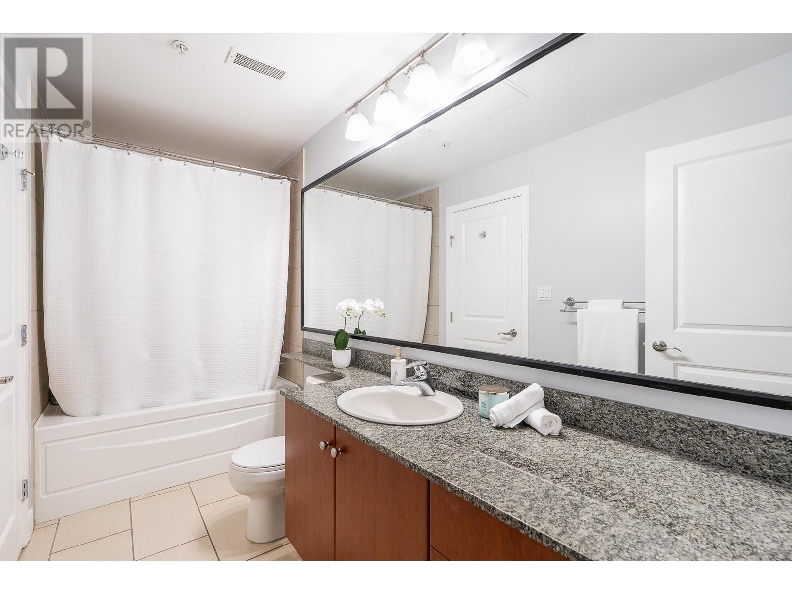 305 200 Capilano Road, Port Moody, British Columbia  V3H 5N1 - Photo 12 - R2988607