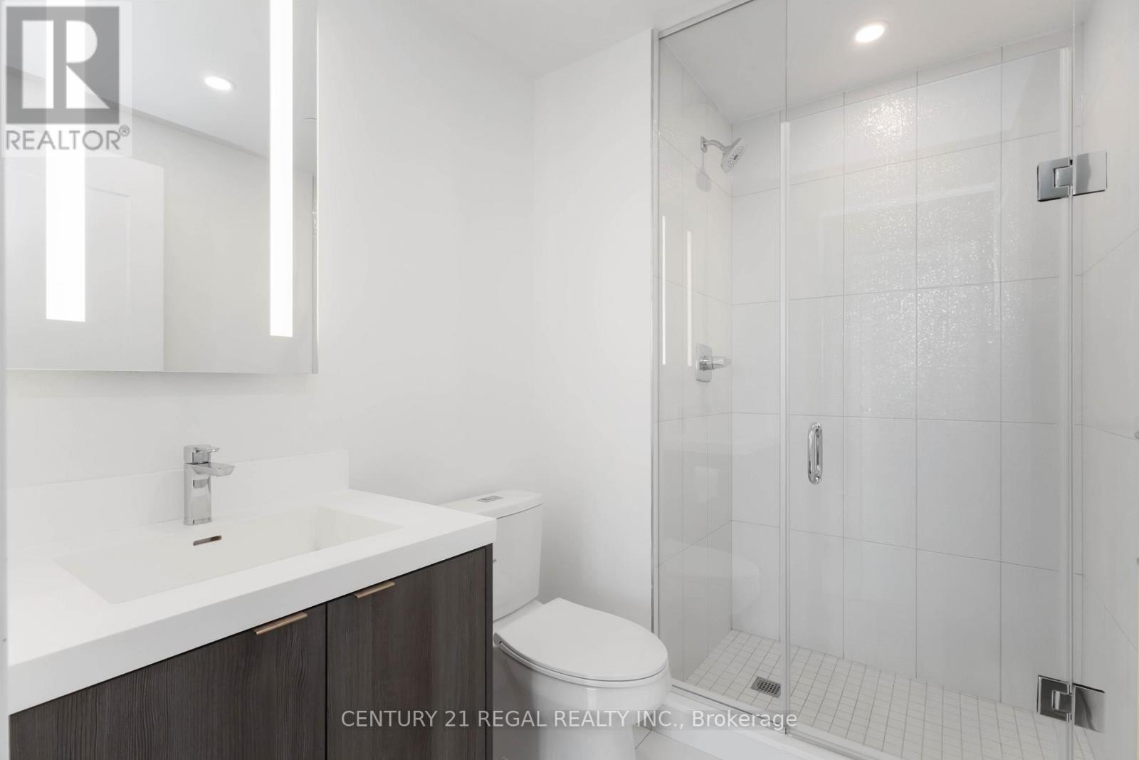 1707 - 30 Inn On The Park Drive, Toronto, Ontario  M3C 0P7 - Photo 17 - C12075283