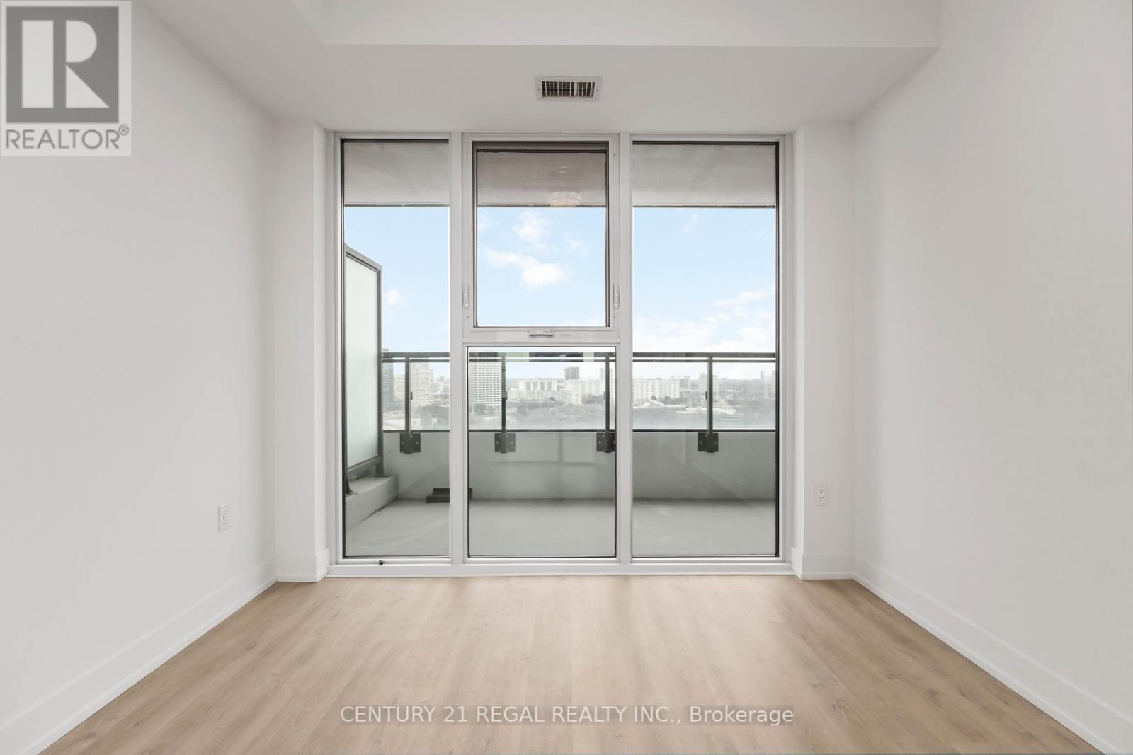 1707 - 30 Inn On The Park Drive, Toronto, Ontario  M3C 0P7 - Photo 20 - C12075283