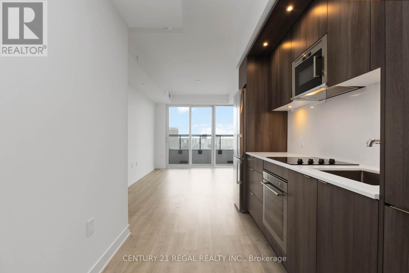 1707 - 30 Inn On The Park Drive, Toronto, Ontario  M3C 0P7 - Photo 7 - C12075283