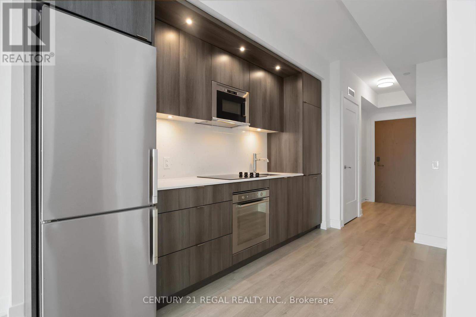 1707 - 30 Inn On The Park Drive, Toronto, Ontario  M3C 0P7 - Photo 8 - C12075283