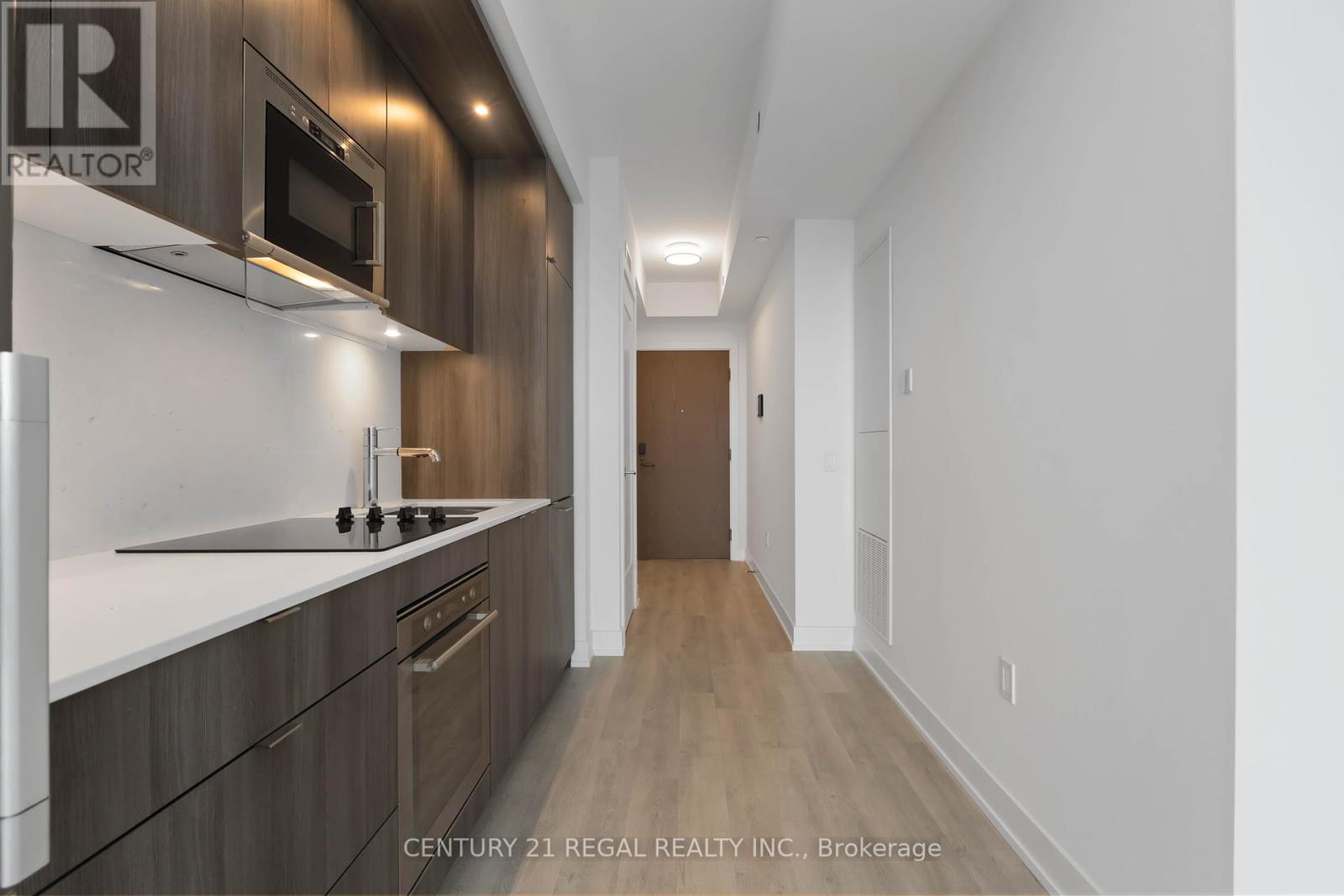 1707 - 30 Inn On The Park Drive, Toronto, Ontario  M3C 0P7 - Photo 9 - C12075283