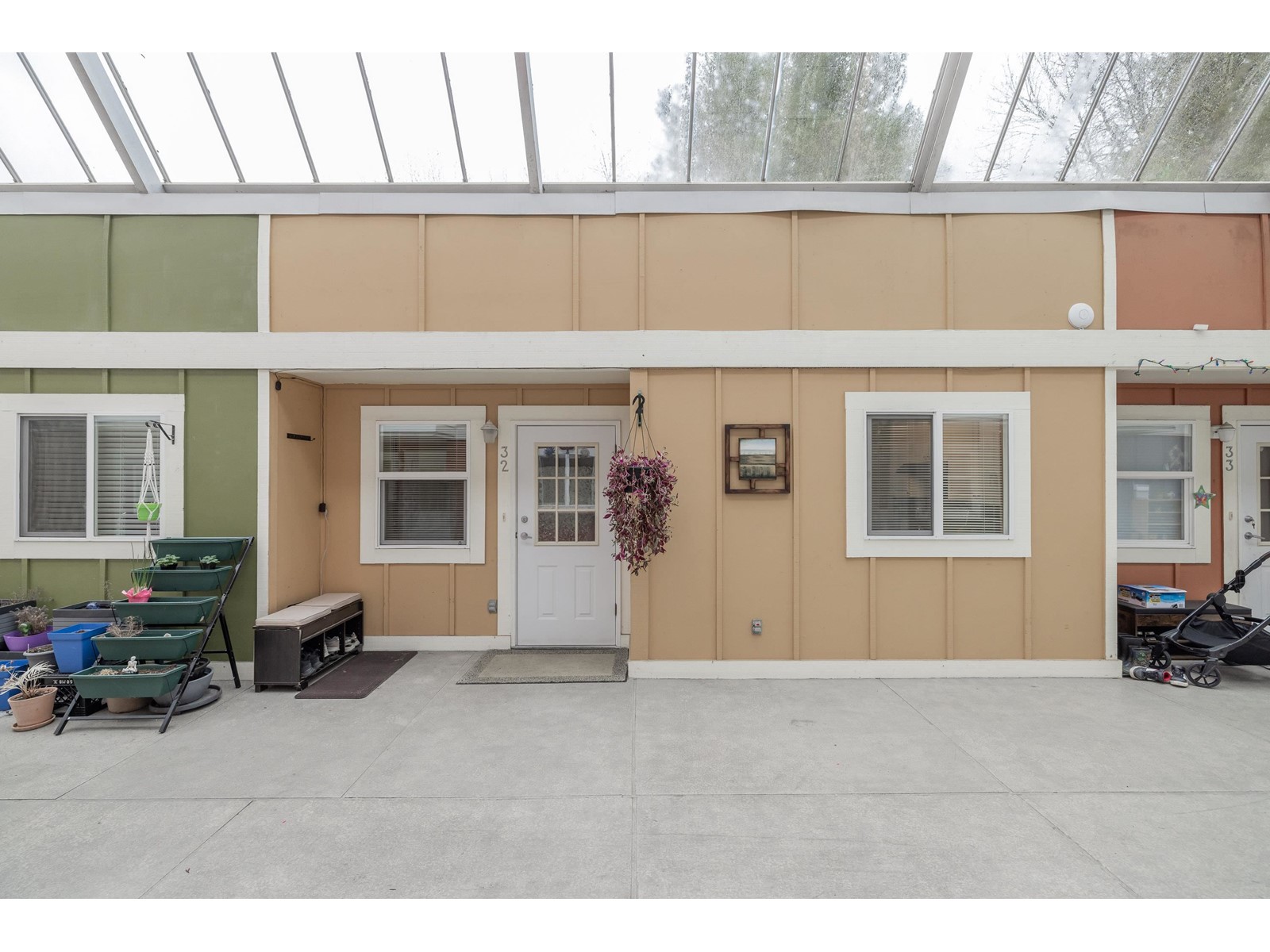 Property at 32 20543 96 AVENUE image 3