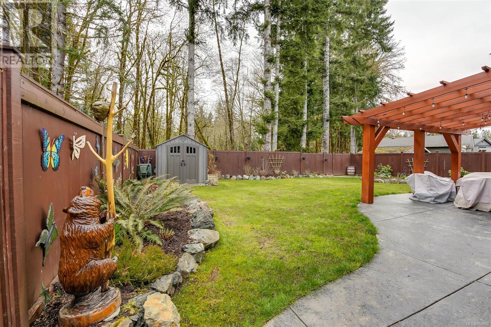 Property at 3348 Waterfern Dr image 3