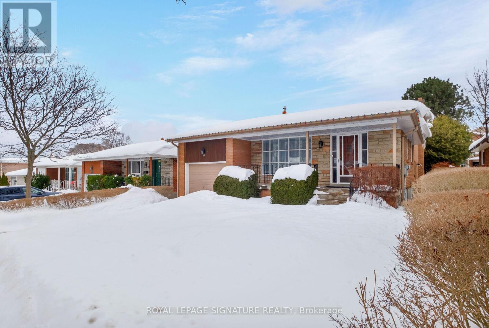22 Merkley Square, Toronto, Ontario  M1G 2Y4 - Photo 4 - E12075282