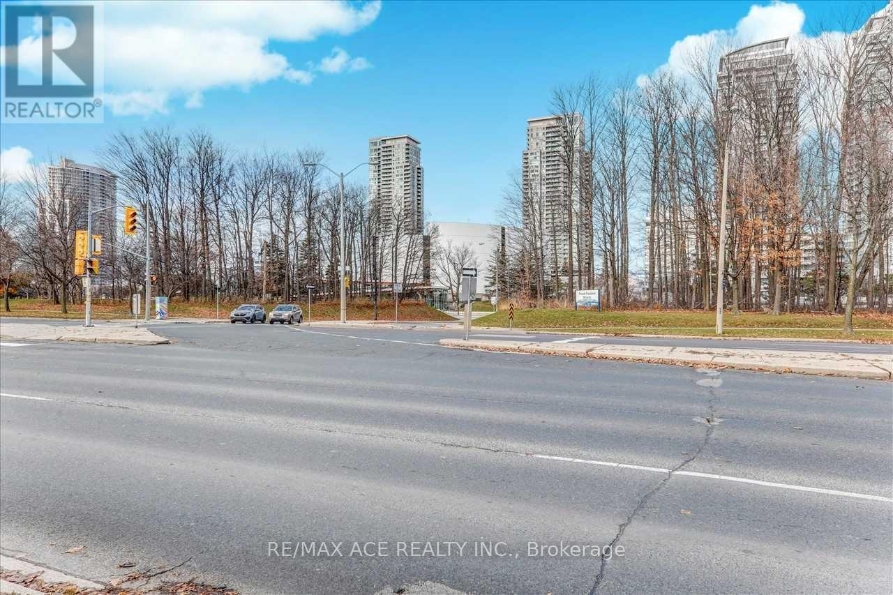 Main Floor - 22 Aspendale Drive, Toronto (Bendale), Ontario  M1P 4J4 - Photo 25 - E12075332