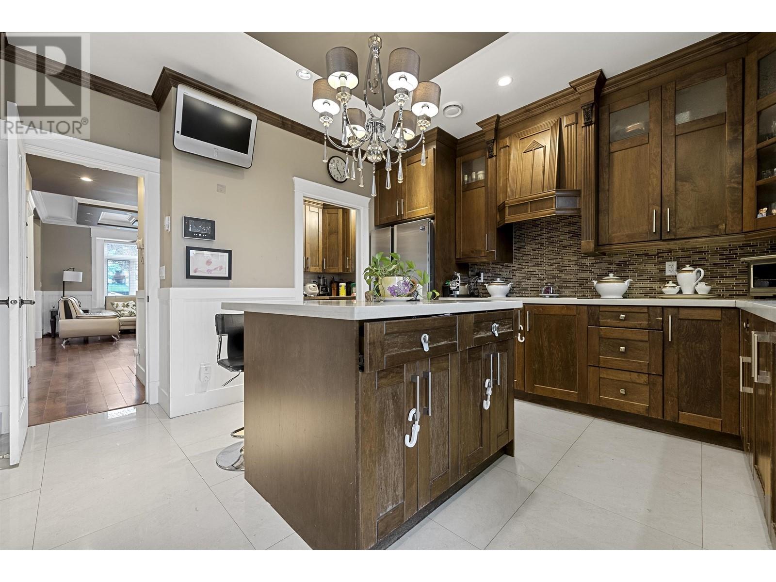 136 E 59th Avenue, Vancouver, British Columbia  V5X 1X6 - Photo 12 - R2987726