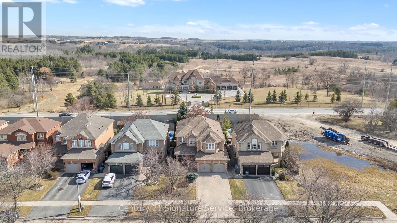 Property at 77 ESPOSITO DRIVE image 3