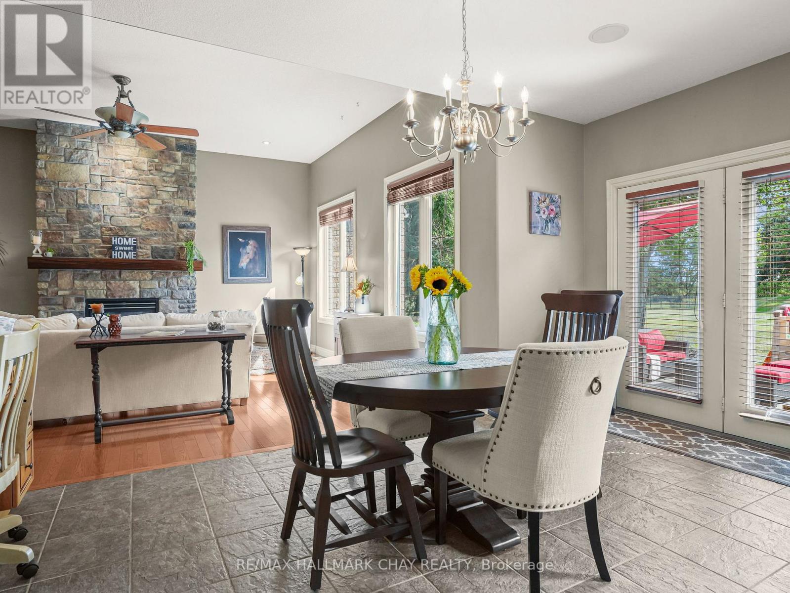 7 Jeffery Drive, Mulmur, Ontario  L9V 3H7 - Photo 12 - X12075297