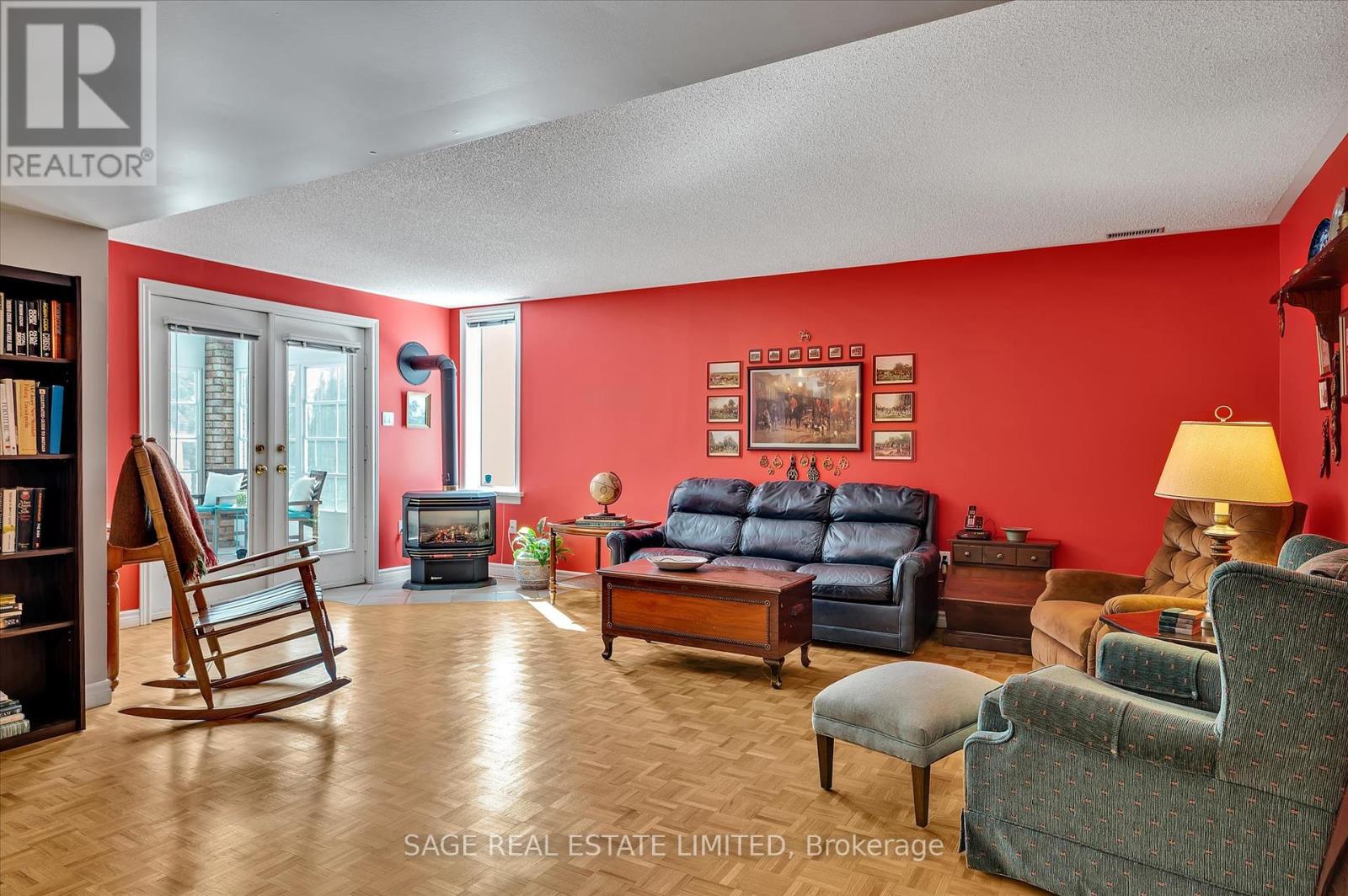 15 Hillview Drive, Kawartha Lakes (Bobcaygeon), Ontario  K0M 1A0 - Photo 27 - X12075343