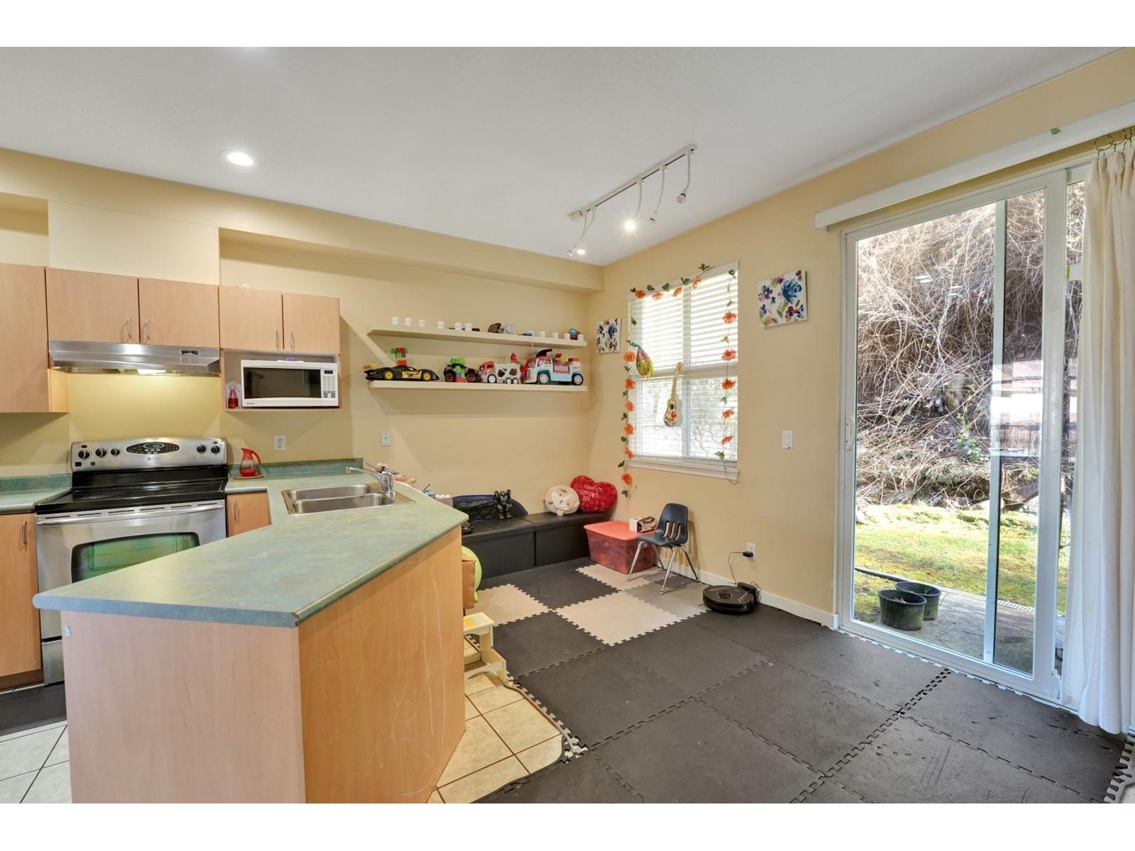 53 35287 Old Yale Road, Abbotsford, British Columbia  V3G 8H5 - Photo 10 - R2989048