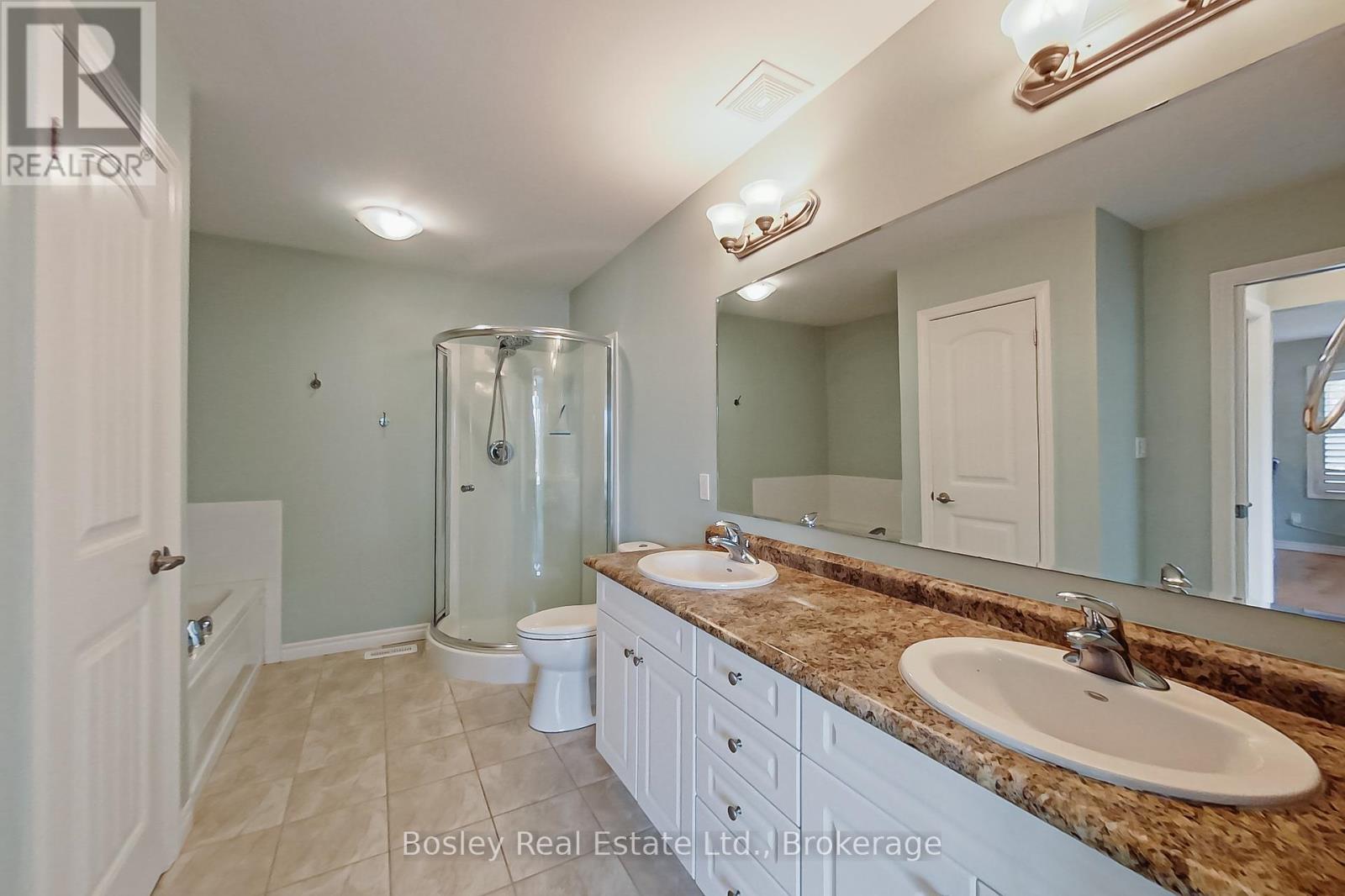 112 Empire Lane, Meaford, Ontario  N4L 0A5 - Photo 14 - X12075359