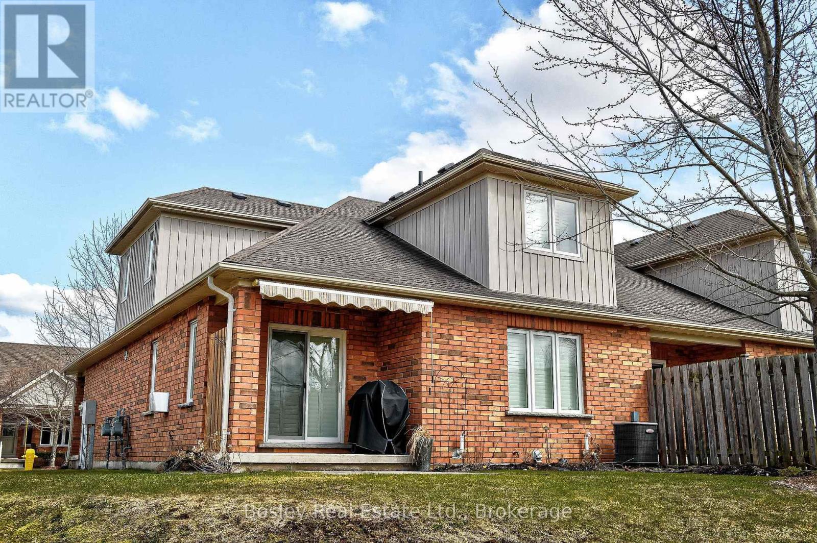 112 Empire Lane, Meaford, Ontario  N4L 0A5 - Photo 2 - X12075359