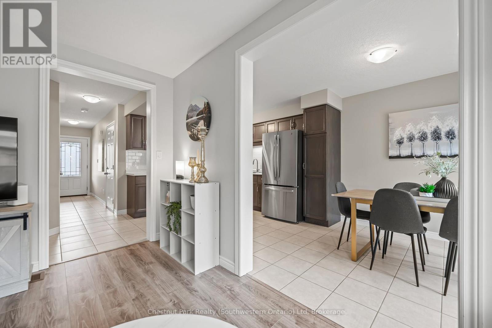 45 Miranda Path, Woolwich, Ontario  N3B 0A1 - Photo 11 - X12075417