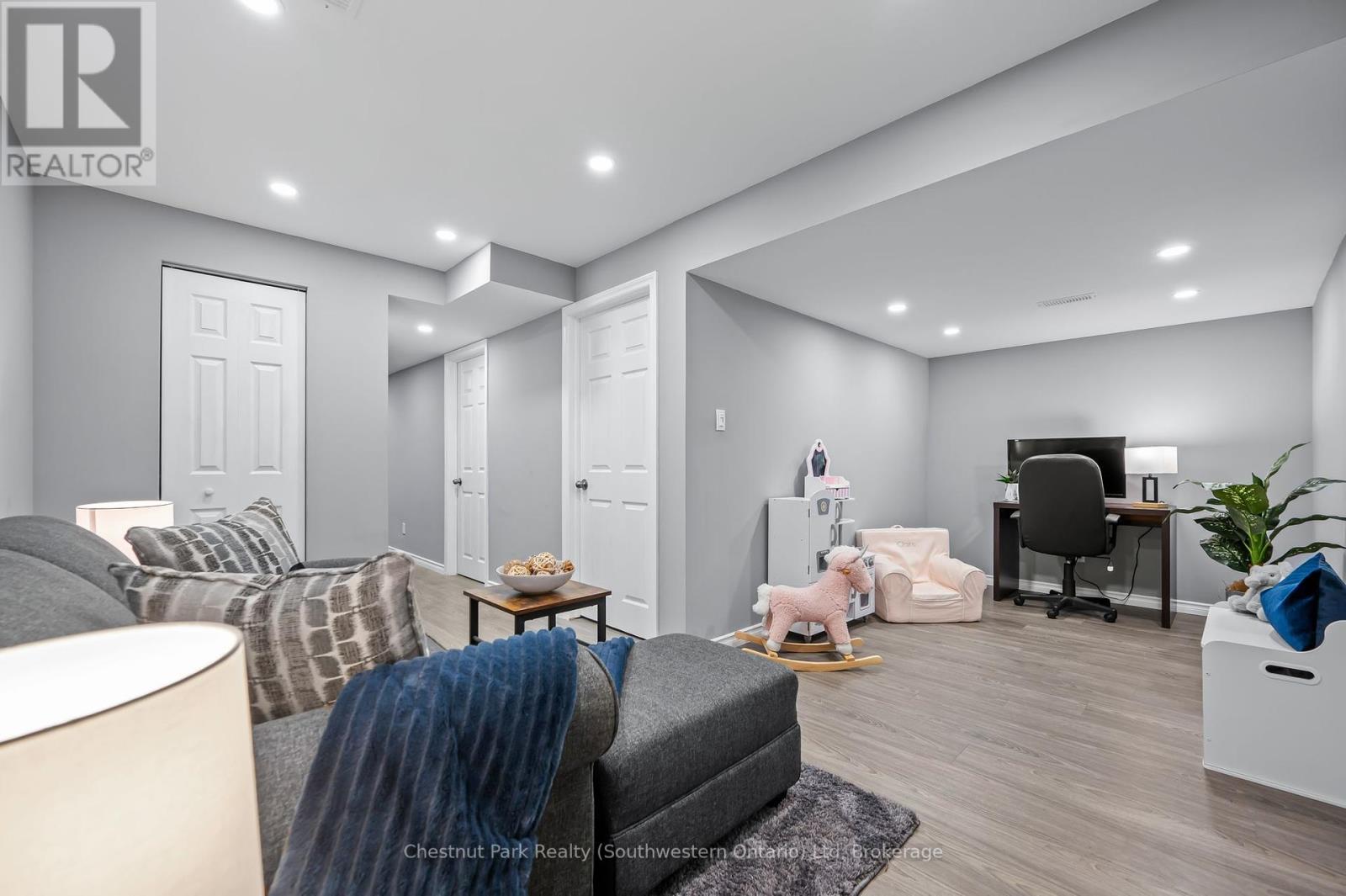 45 Miranda Path, Woolwich, Ontario  N3B 0A1 - Photo 32 - X12075417