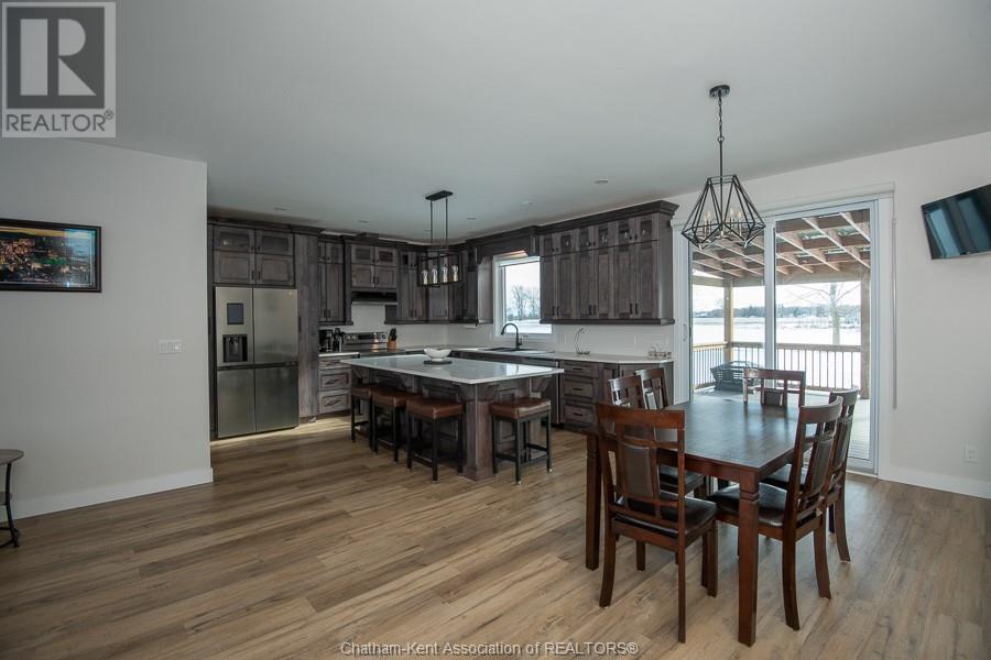 4011 Dufferin Avenue, Wallaceburg, Ontario  N8A 4M7 - Photo 4 - 25001962
