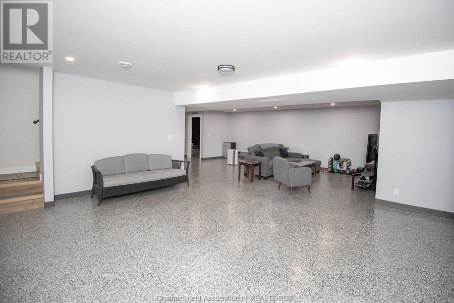 4011 Dufferin Avenue, Wallaceburg, Ontario  N8A 4M7 - Photo 28 - 25001962