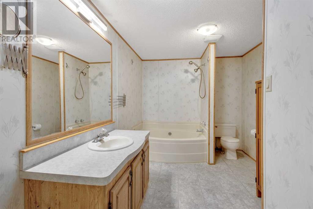 4208 Township Road 354, Rural Red Deer County, Alberta  T4G 0L6 - Photo 18 - A2202458