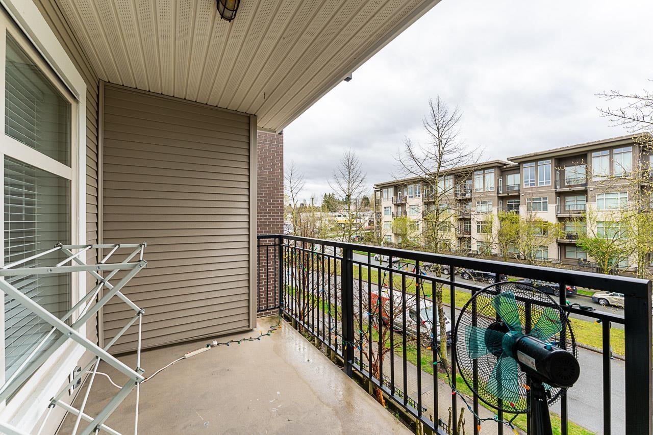 304 13555 Gateway Drive, Surrey, British Columbia  V3T 0B5 - Photo 25 - R2988873