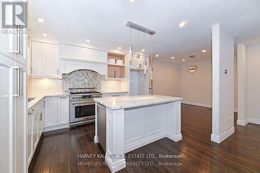 21 King High Avenue, Toronto, Ontario  M3H 3A8 - Photo 5 - C12075402