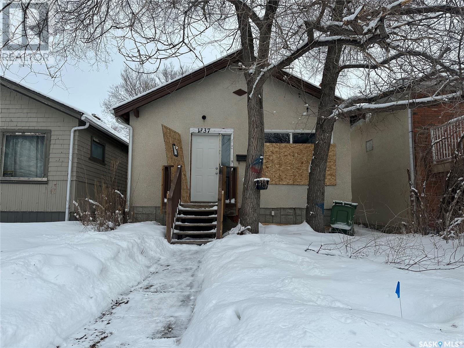 Property at 1337 Wascana STREET image 1
