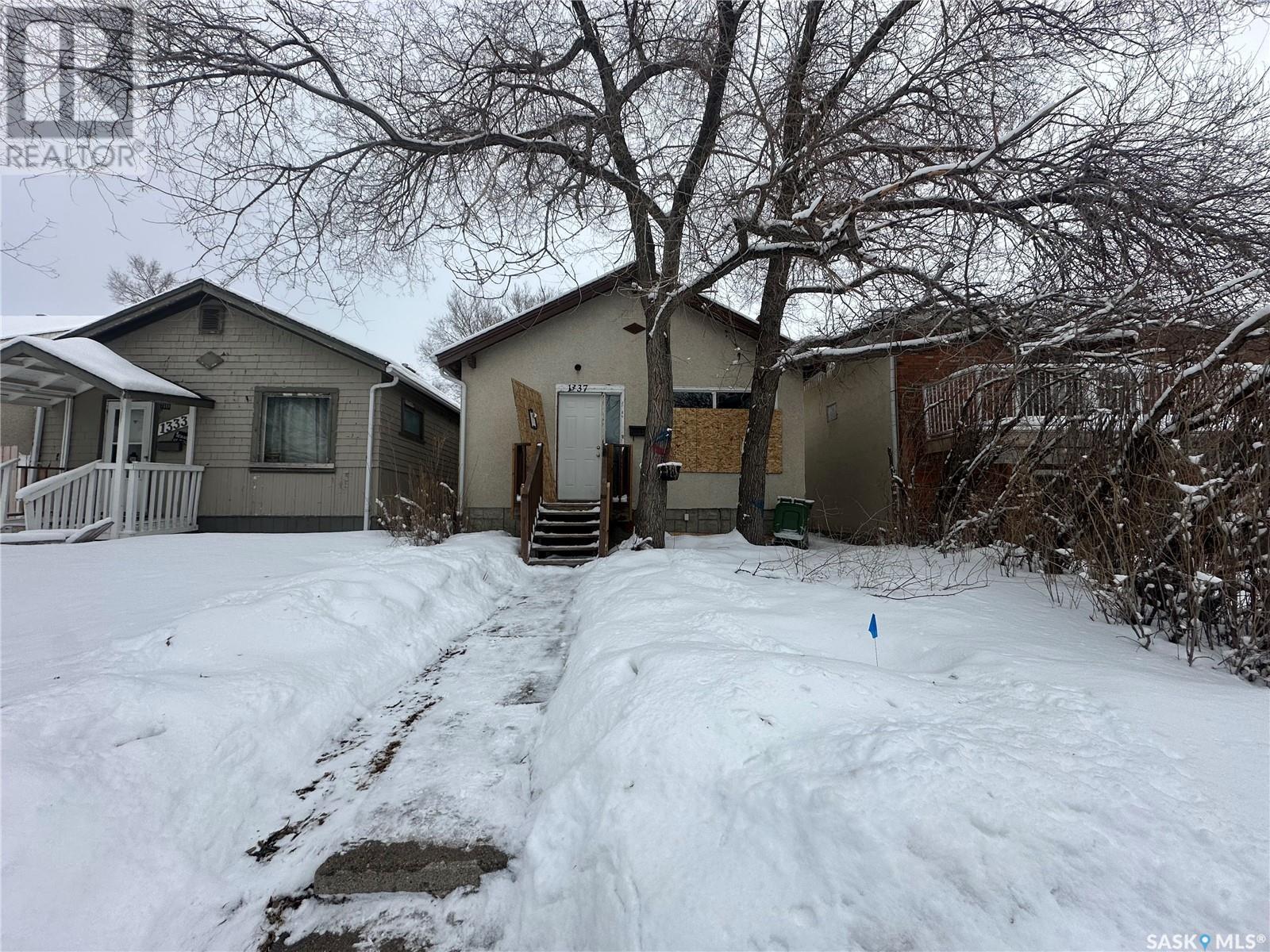 Property at 1337 Wascana STREET image 2