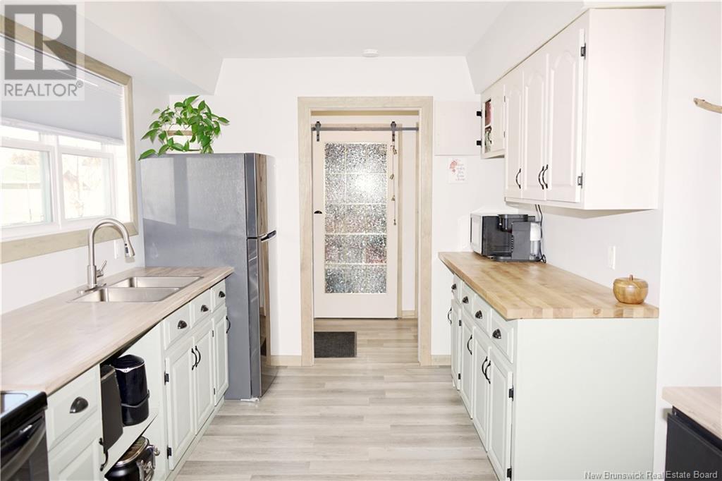 Property at 34 Victoria Street image 4