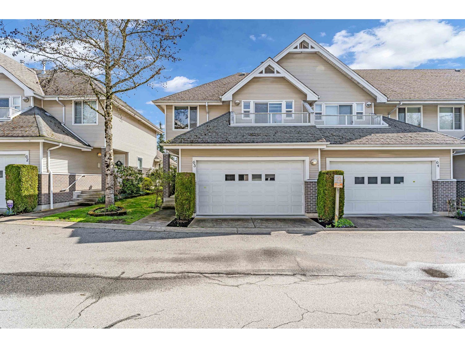 63 13918 58 Avenue, Surrey, British Columbia  V3X 3N8 - Photo 3 - R2988935