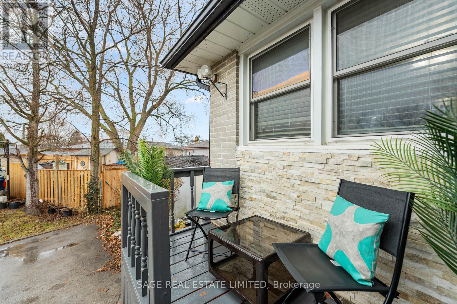 Property at 45 DASHWOOD CRESCENT image 3