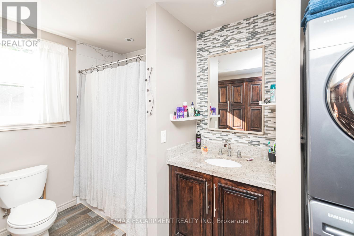 199 Kimberly Drive, Hamilton (Rosedale), Ontario  L8K 4L2 - Photo 26 - X12075455