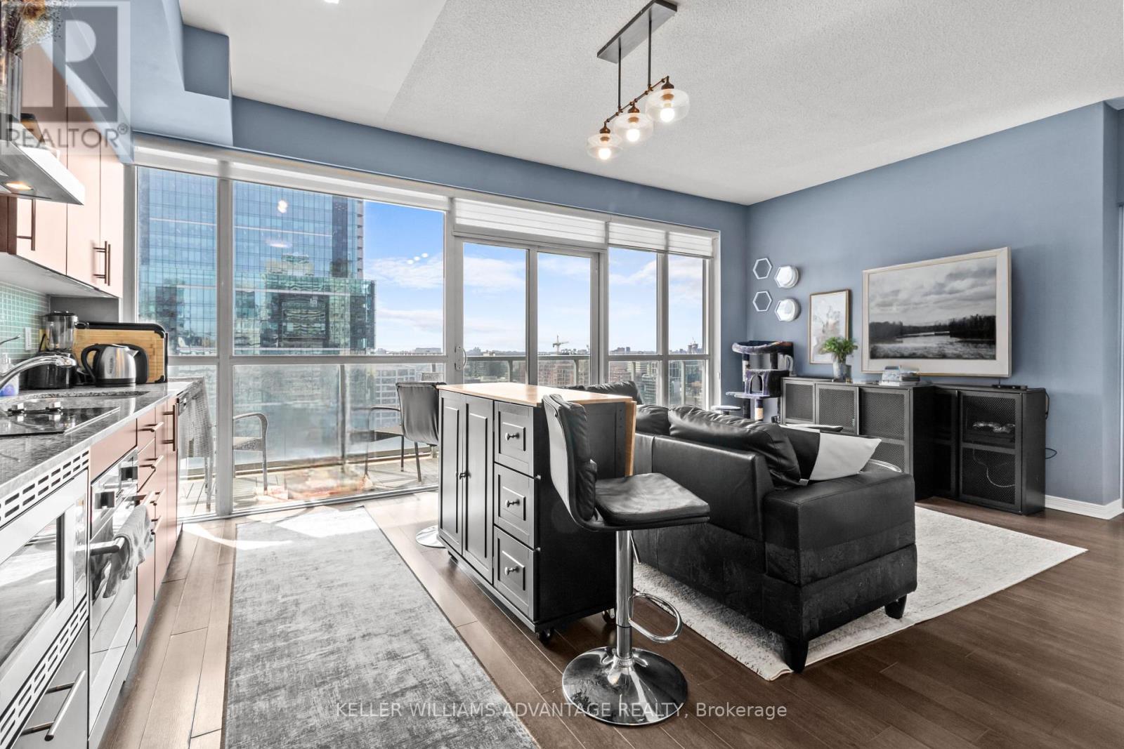 2214 - 352 Front Street W, Toronto, Ontario  M5V 0K3 - Photo 1 - C12067288