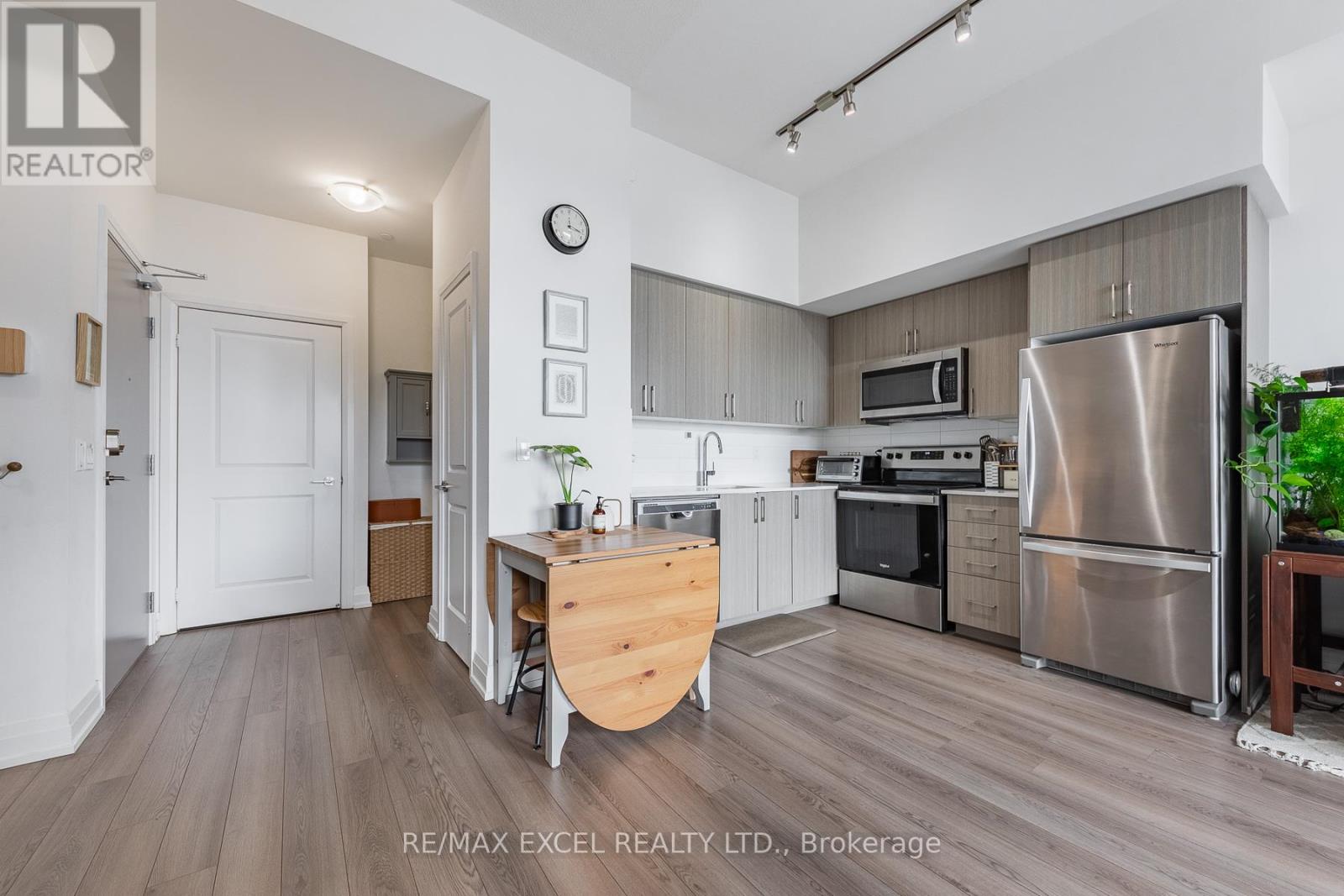 907 - 3121 Sheppard Avenue E, Toronto (Tam O'shanter-Sullivan), Ontario  M1T 0B6 - Photo 1 - E12075433
