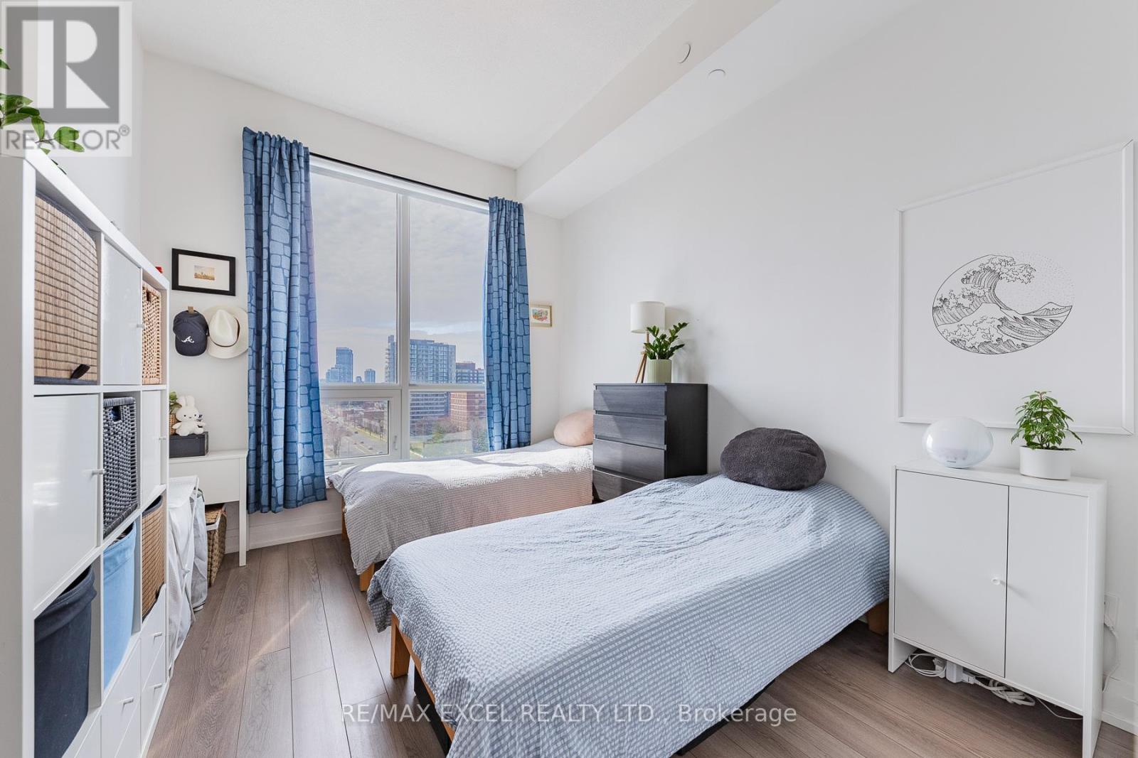 907 - 3121 Sheppard Avenue E, Toronto (Tam O'shanter-Sullivan), Ontario  M1T 0B6 - Photo 4 - E12075433