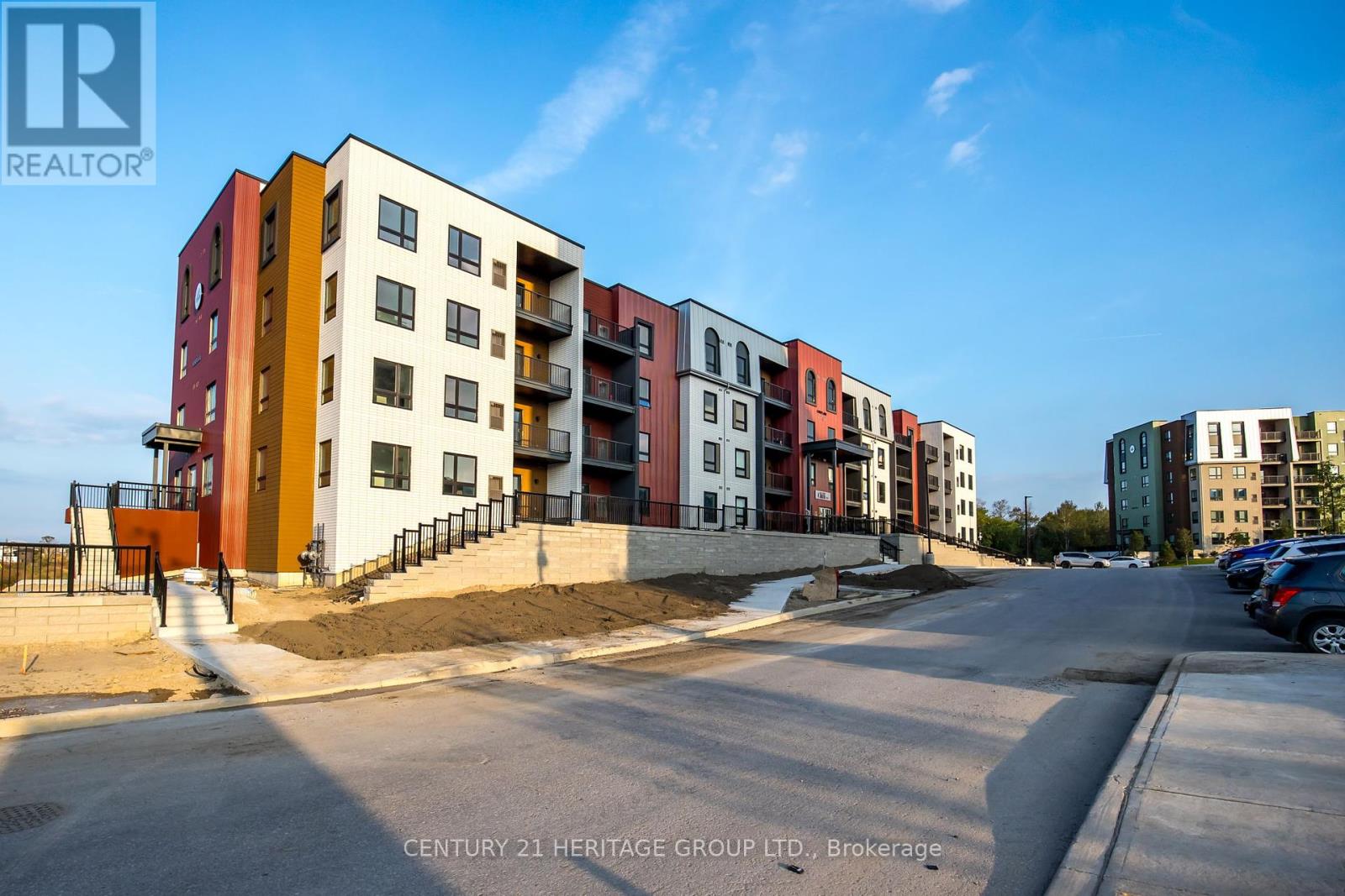 Property at 402 - 1 CHEF LANE image 1