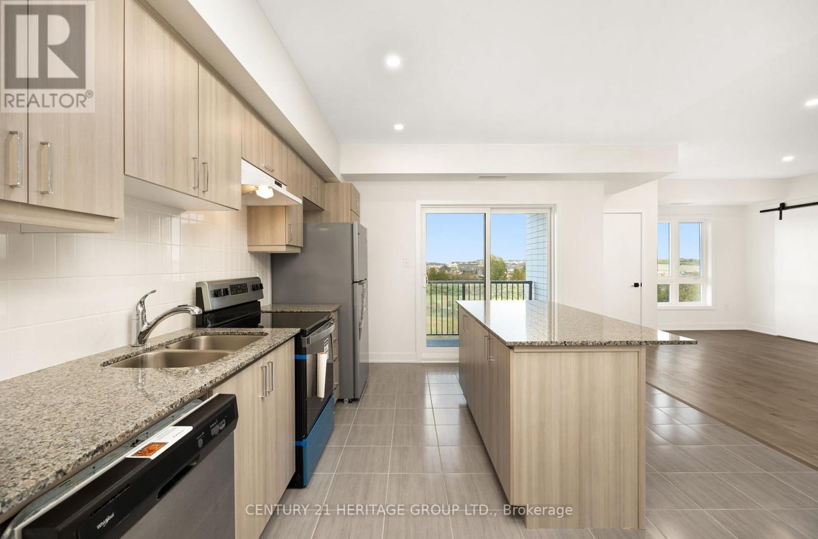 Property at 402 - 1 CHEF LANE image 4