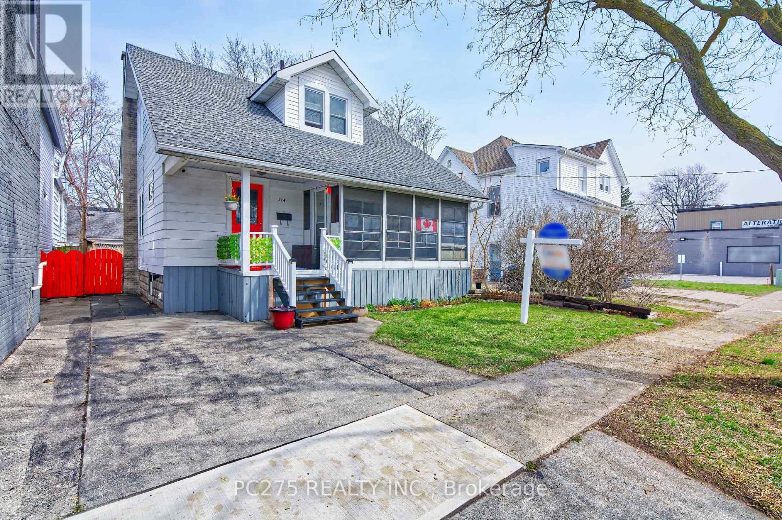 Property at 224 MAXWELL STREET image 3