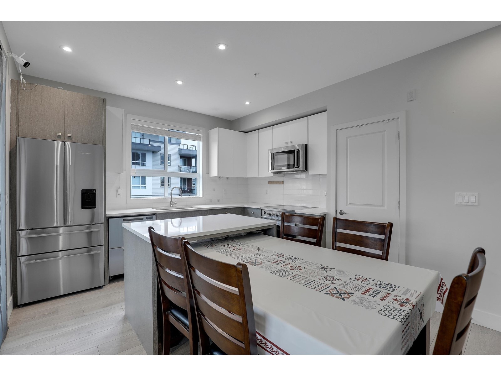 Property at 412 1516 MCCALLUM ROAD image 3