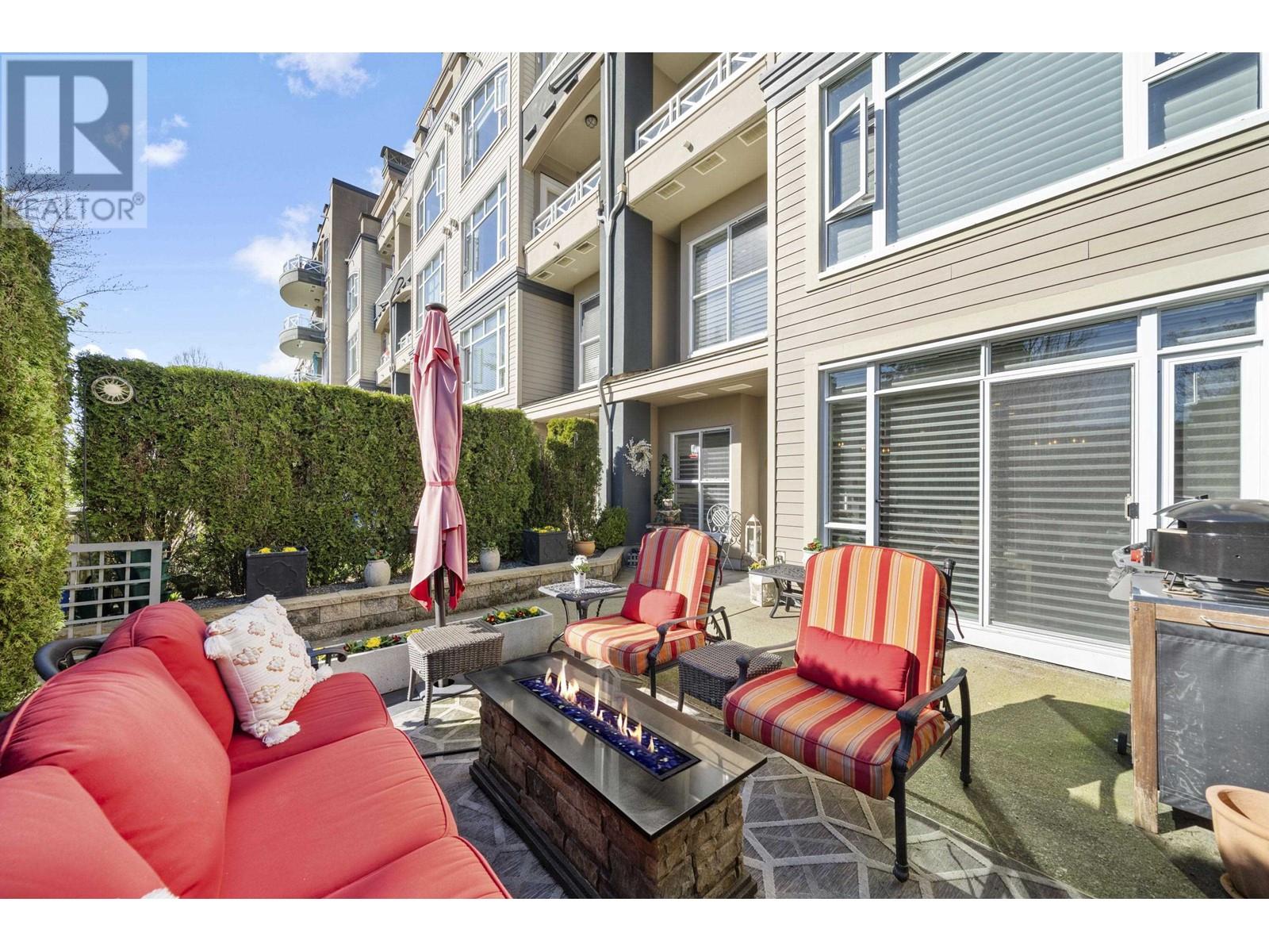 112 3600 Windcrest Drive, North Vancouver, British Columbia  V7G 2S5 - Photo 2 - R2989033