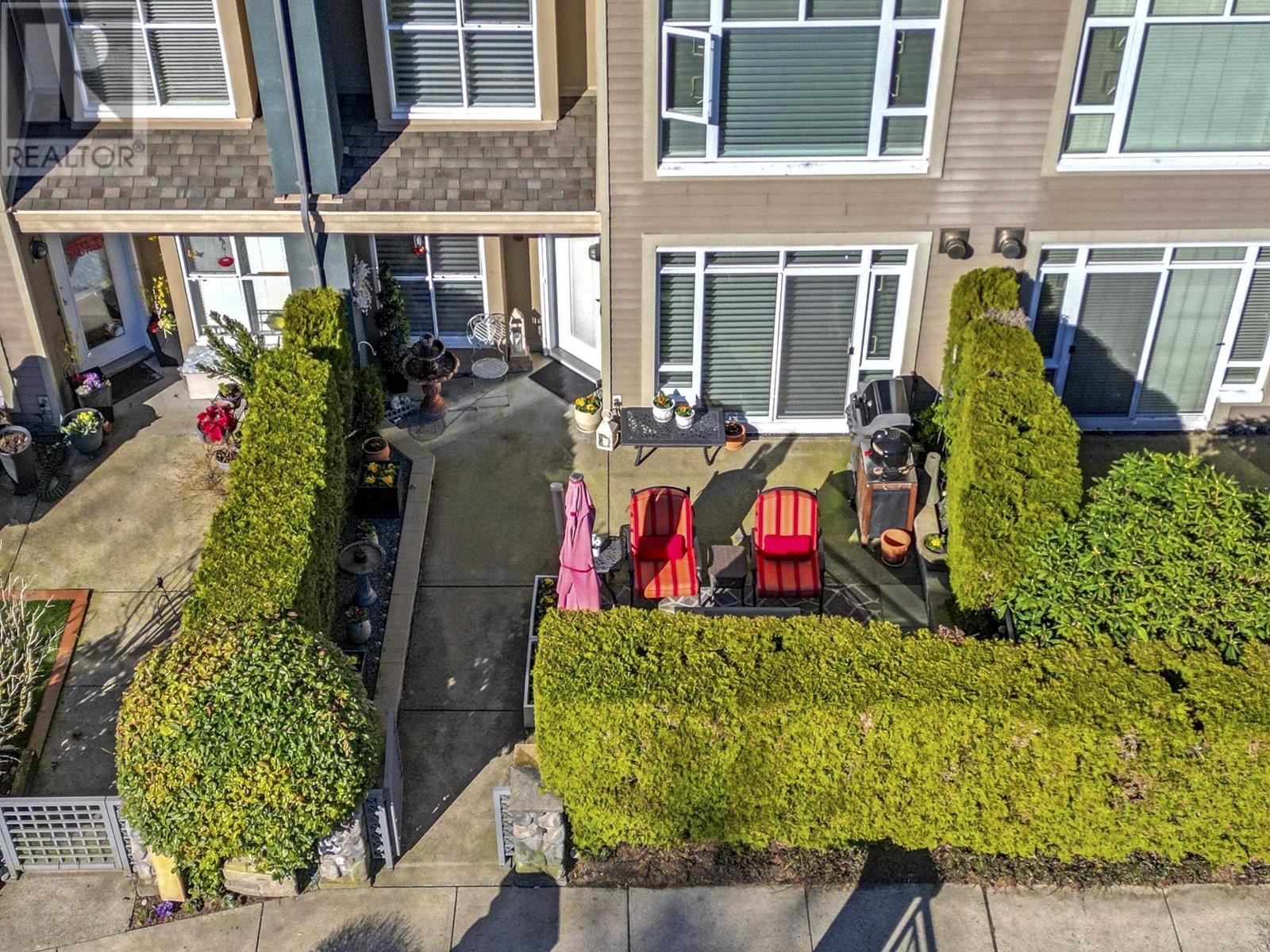 112 3600 Windcrest Drive, North Vancouver, British Columbia  V7G 2S5 - Photo 3 - R2989033