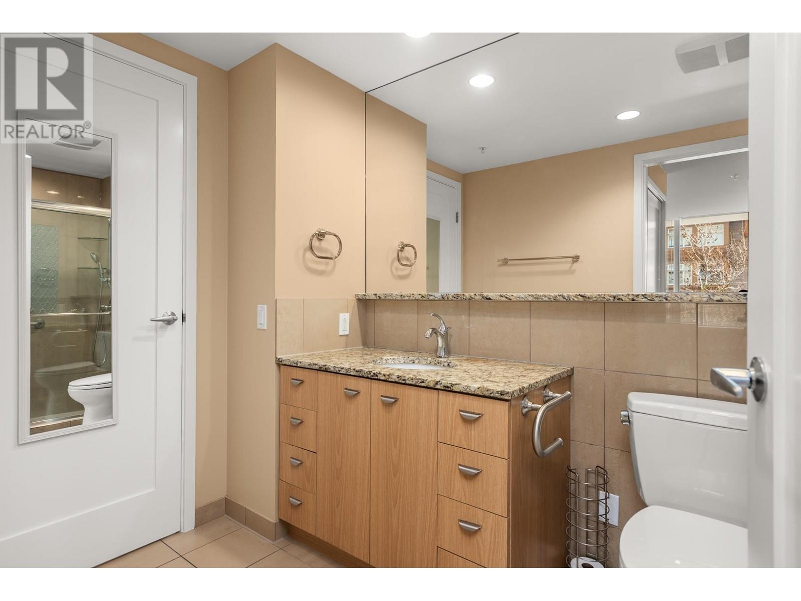 304 3382 Wesbrook Mall, Vancouver, British Columbia  V6S 0A7 - Photo 11 - R2989035