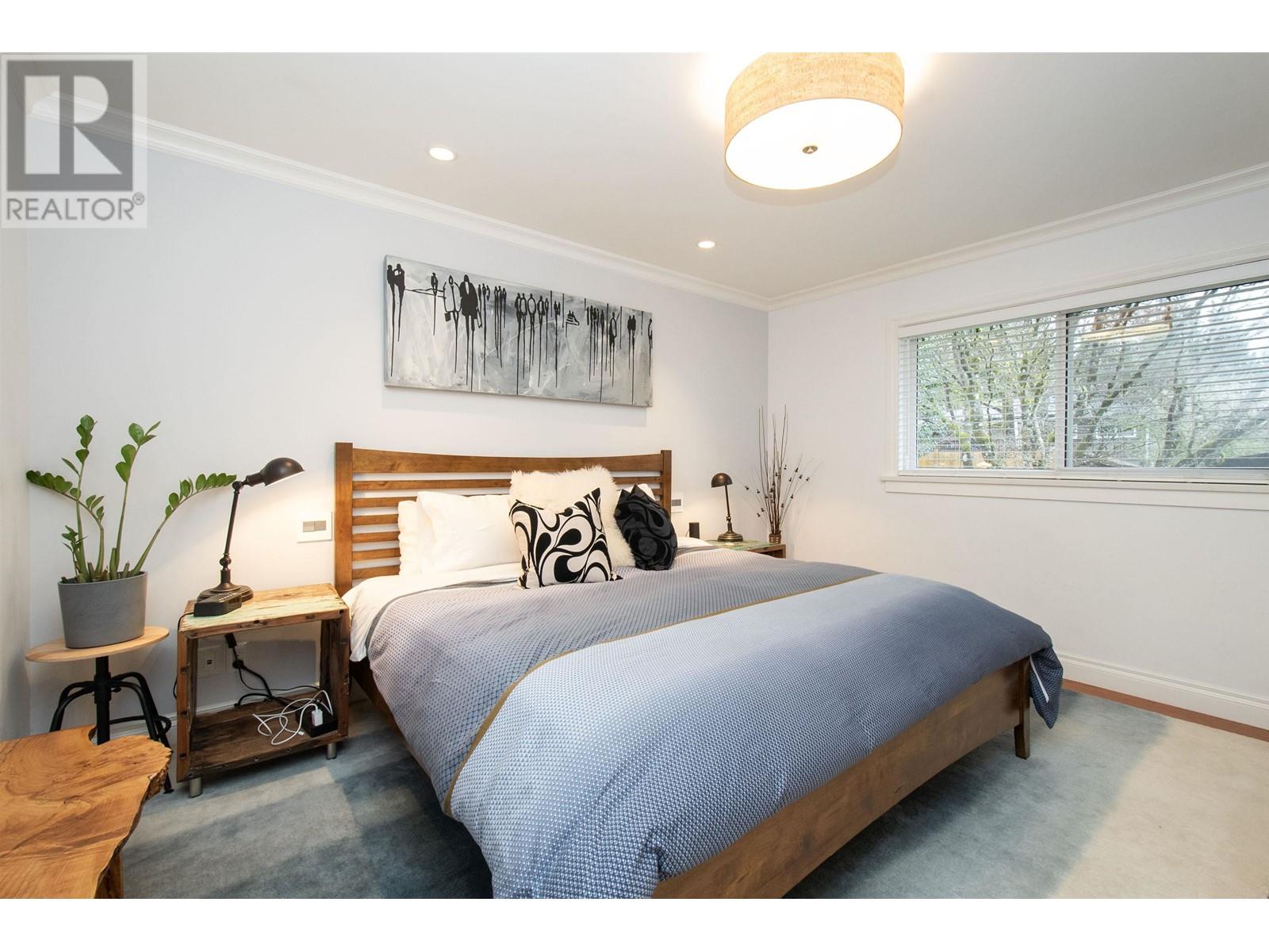 4350 Ruth Crescent, North Vancouver, British Columbia  V7K 2M9 - Photo 11 - R2989046