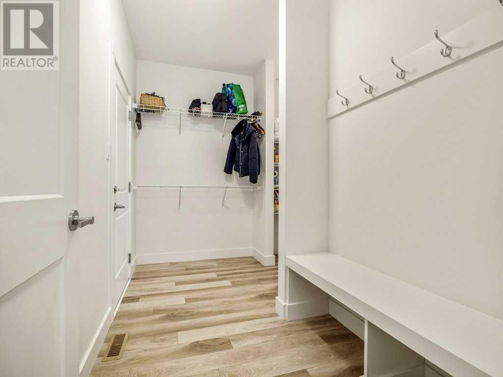 Property at 2601 45 Street S image 5