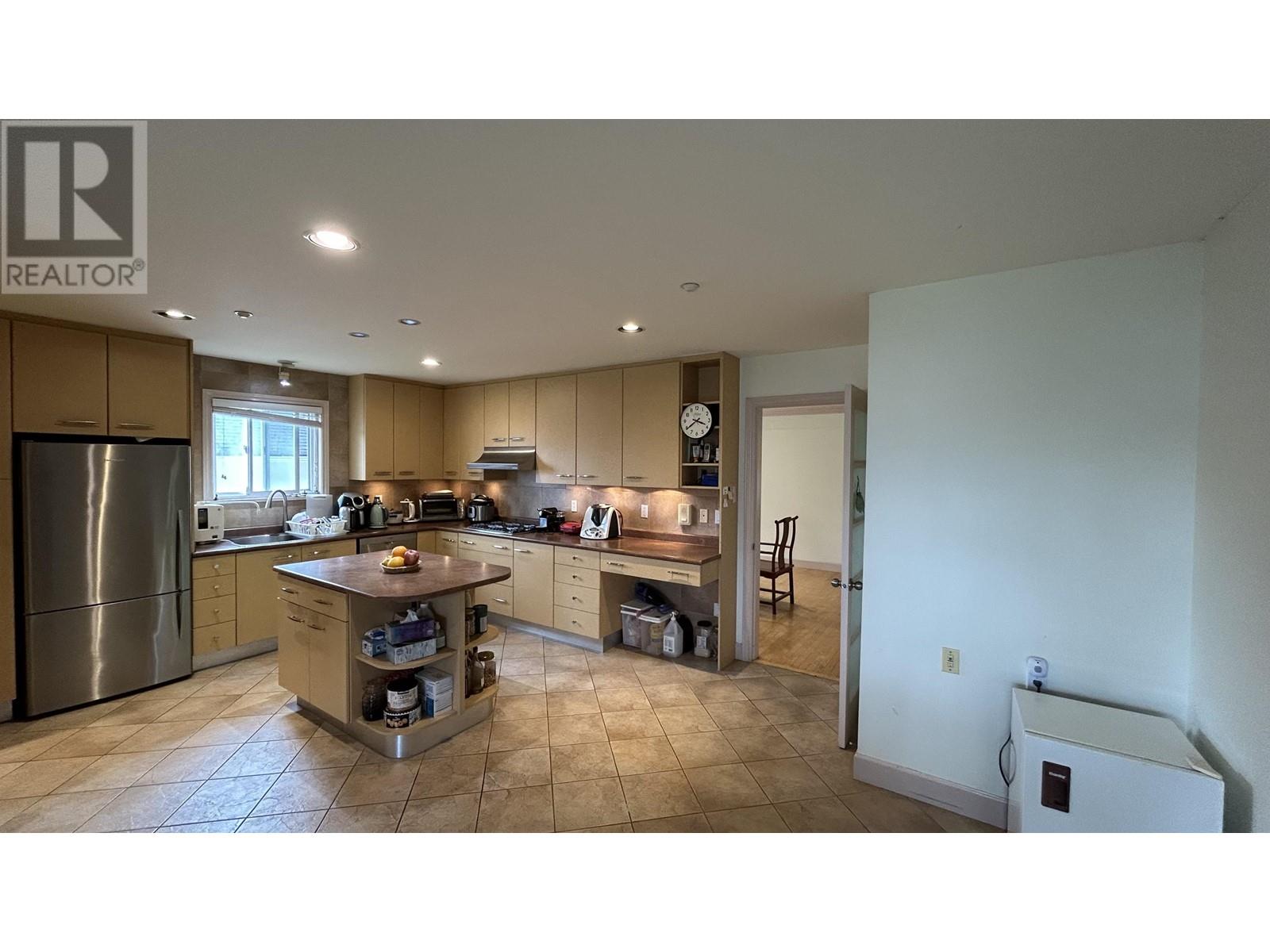 Listing Picture 8 of 24 : 8090 LAUREL STREET, Vancouver / 溫哥華 - 魯藝地產 Yvonne Lu Group - MLS Medallion Club Member