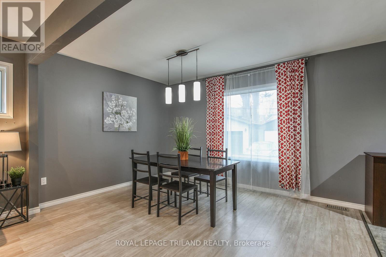812 Adelaide Street N, London East, Ontario  N5Y 2L9 - Photo 17 - X12066523